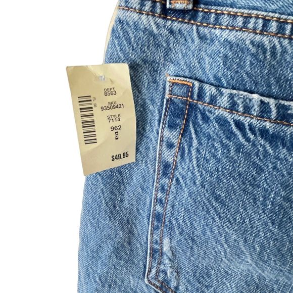 NWT Aero 90s High Rise Cut-Off 4" Jean Denim Shorts Sz 6 Raw Hem Button Fly - Picture 8 of 8